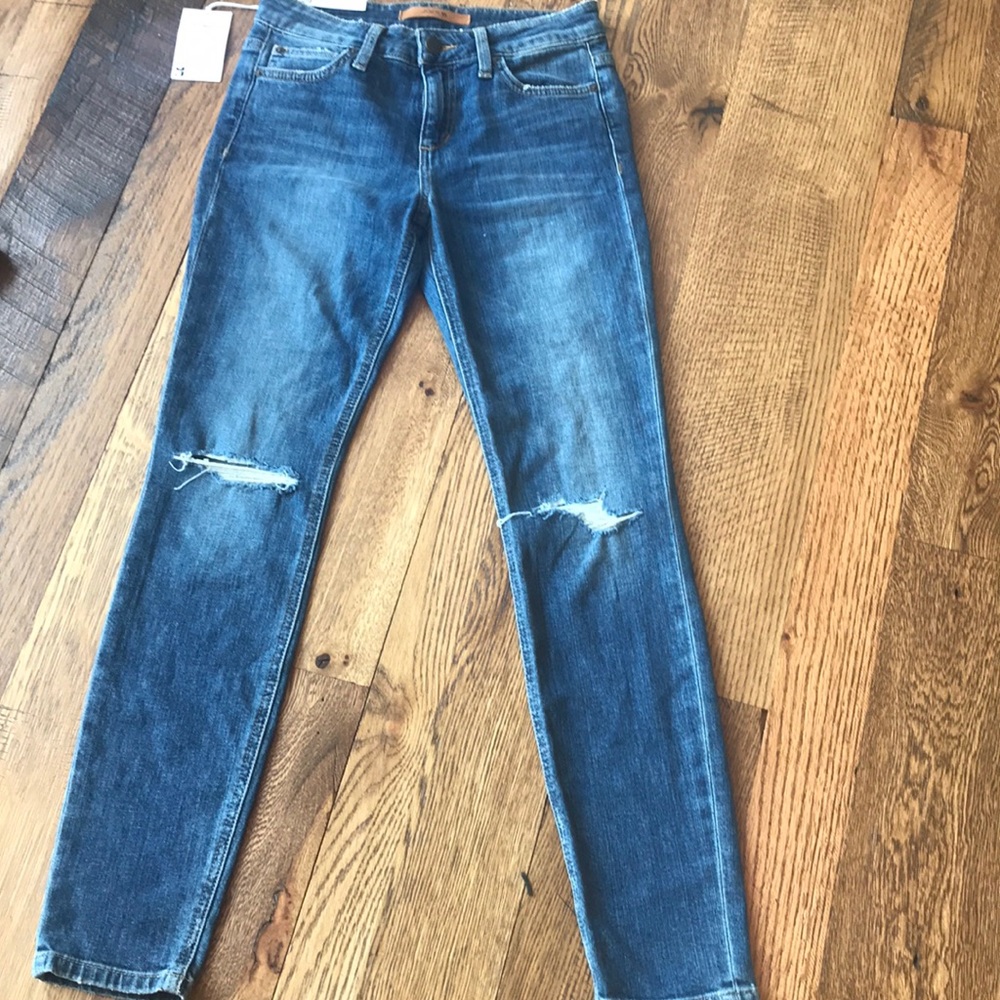 Joe’s size 24 jeans